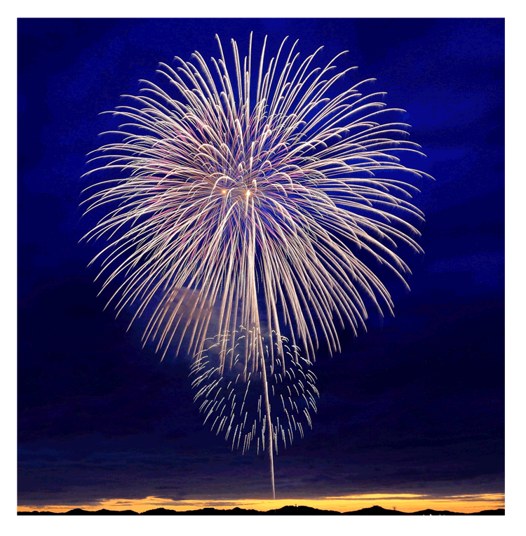 Организация фейерверков на Новый год  Ельня | elnya.salutsklad.ru